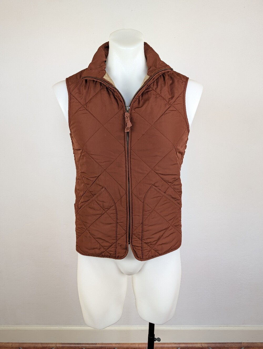 J. Crew Men's Two-Tone Quilted Puffer Vest